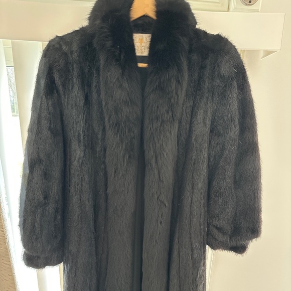 Classic Long Black Mink